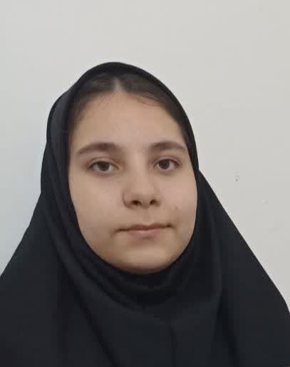 گفت وگو با ریحانه حسن پور قهرمان پیشرفت پایه نهم