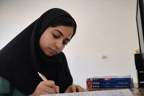 بهار یاری‌تبار: با تحلیل اشتباهاتم، مسیر پیشرفتم را ساختم