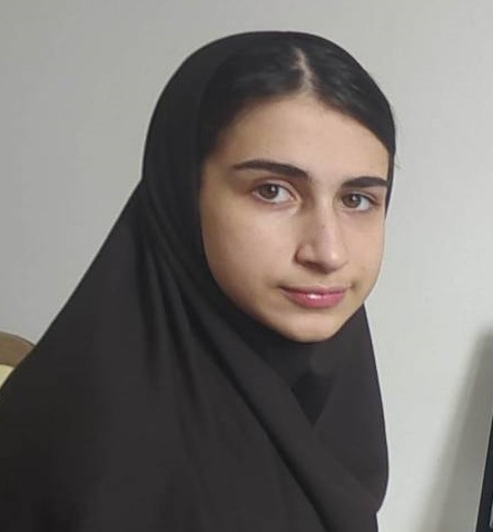 گفت‌وگو با مبینا احمدی؛ قهرمان پیوستگی پایه هشتم