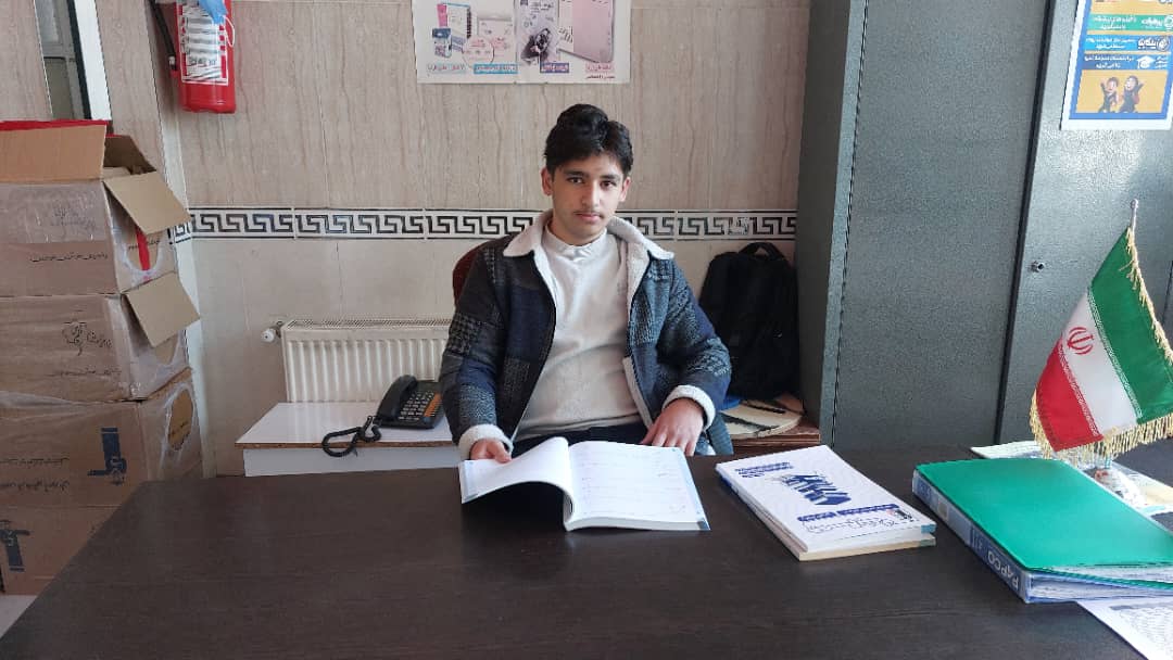 گفتگو با پوریا علیپور  قهرمان تابستان و پاییز