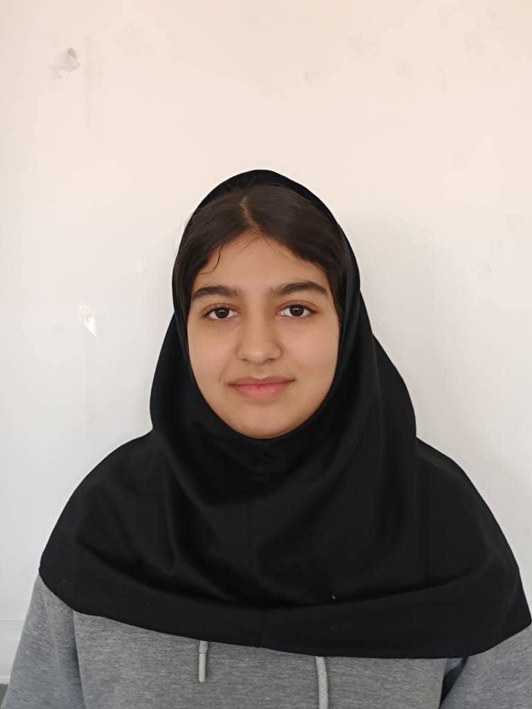 گفتگو با هانا فتحی پایه ششم با 653 پاسخ صحیح