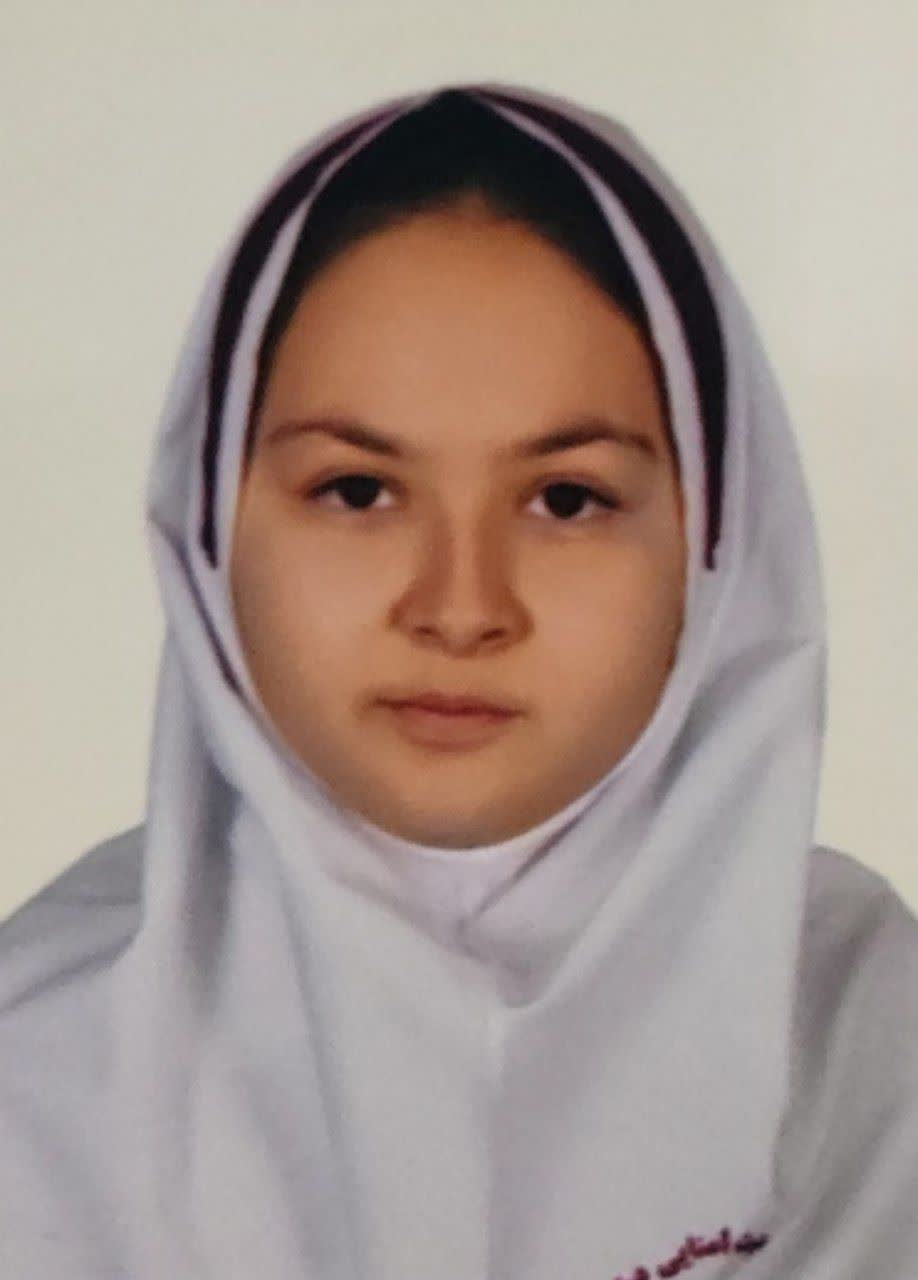 گفت و گو با دانش آموز سلدا نجفی نسب عضو باشگاه 500 تایی