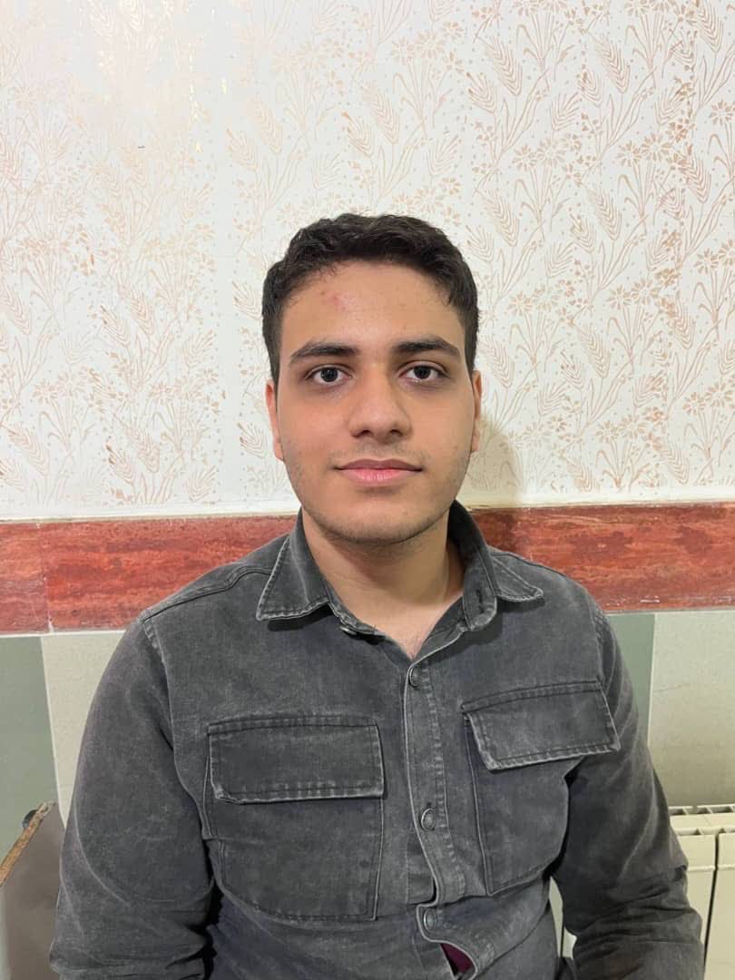 ابوالفضل میرزایی علاوه بر تستی خواندن ،تشریحی را نیز کار می‌کنم