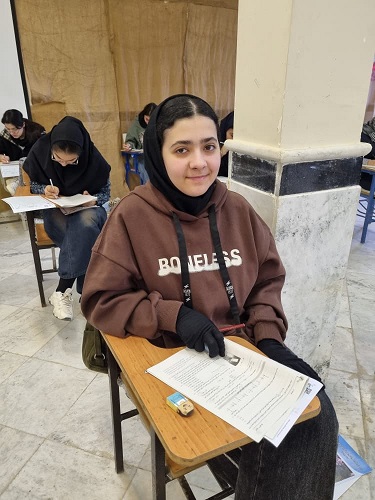 گفت و گو با عسل بهشتی  ، قهرمان پیشرفت تحصیلی