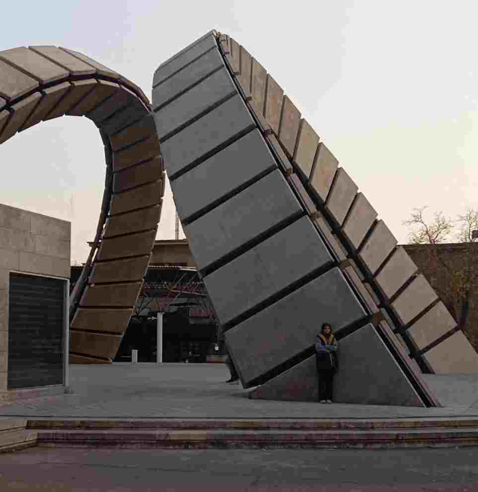 گفتگو با سارا طاوس اصل پشتیبان برتر مقطع دبستان