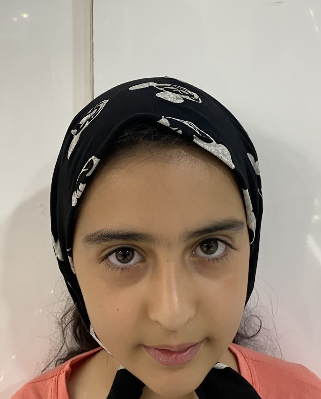 گفت و گو با بهار صادقی دانش آموز مقطع چهارم دبستان