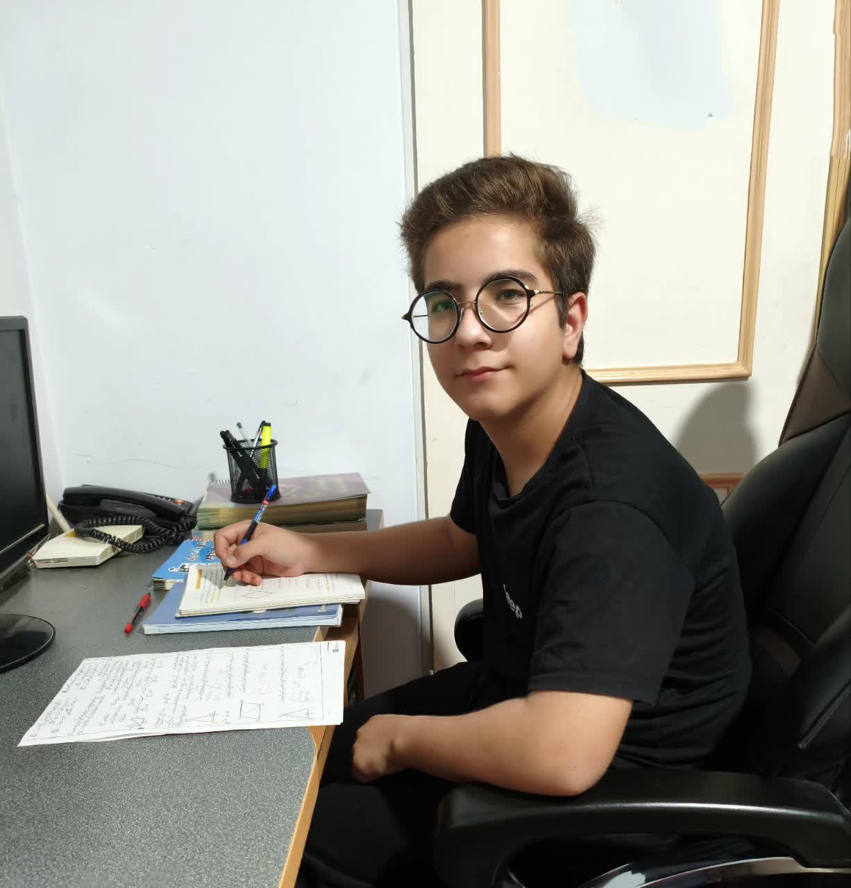 گفت و گو با محمدرضا رحمتی - دانش آموز پرتلاش نهم