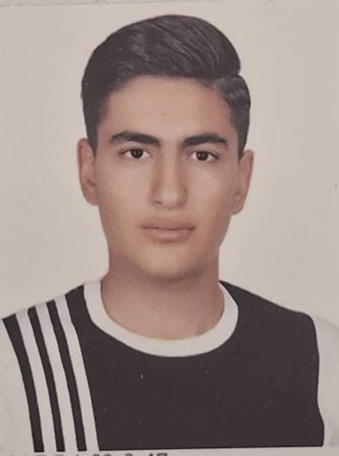 مصاحبه با مهدی اژدری؛ دانش‌آموز رشته منحصرا زبان از شیراز