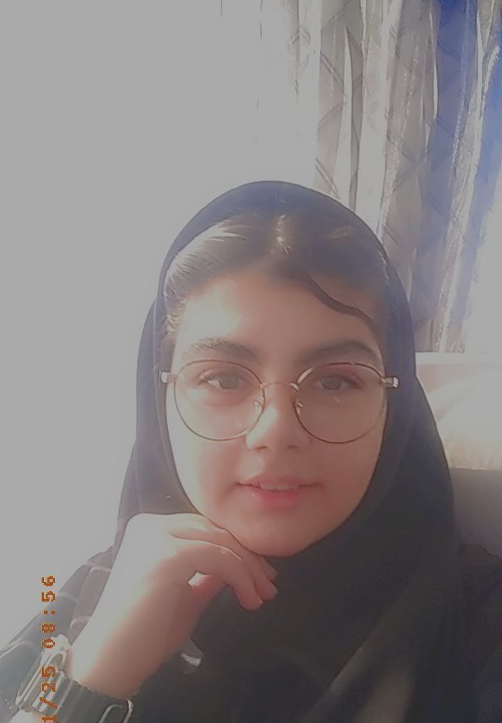 مصاحبه علمی و انگیزشی با ساره باغبانزاده دانش‌آموز یازدهم تجربی