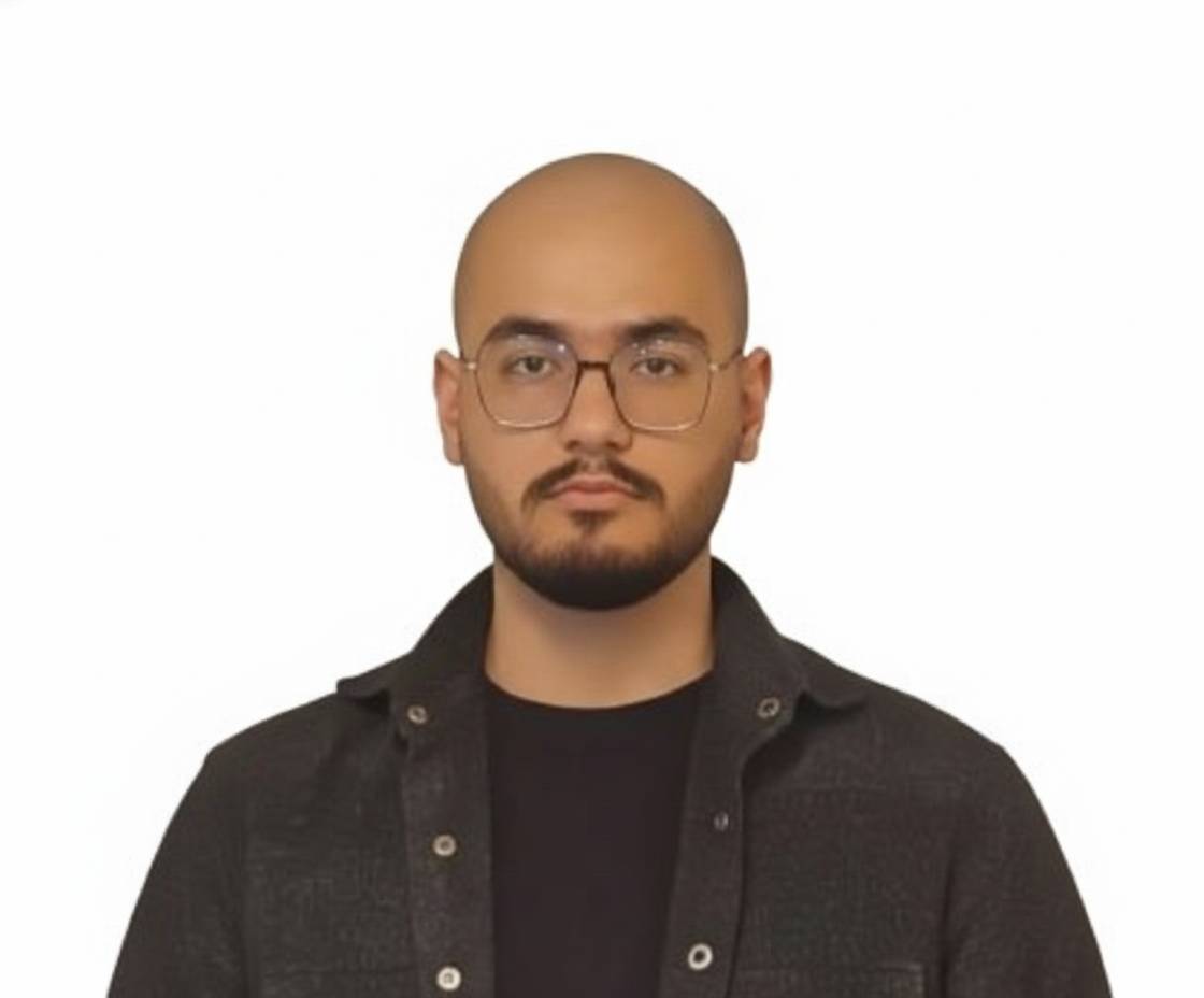 گفتگو با امیرمحمد نصری؛ پشتیبان قهرمان پیشرفت درسی دوازدهم تجربی