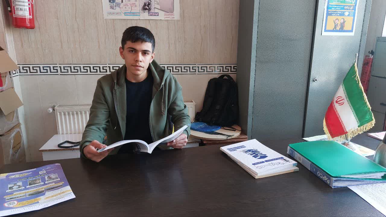 گفتگو با رضا عبدی پسته بیگ قهرمان تابستان و پاییز