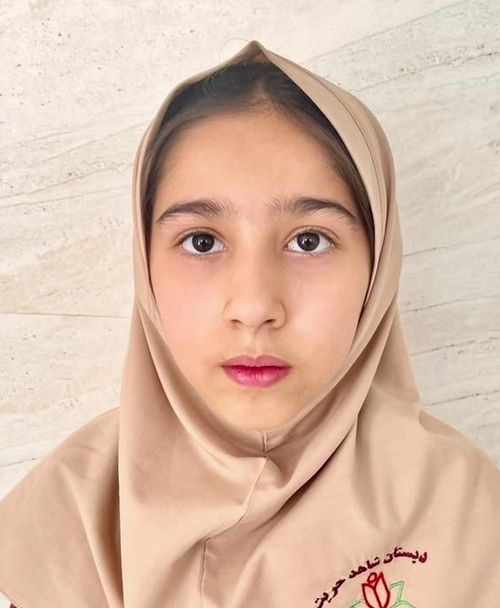 گفتگو با آدینا دهداریان قهرمان پیشرفت درسی پایه پنجم