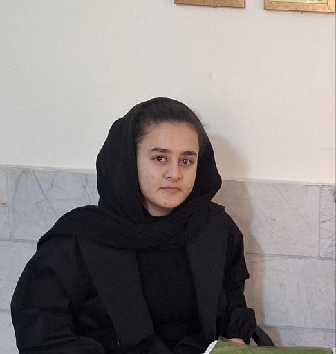 گفتگو با سمانه دلیریان یازدهم تجربی قهرمان پیوستگی از زرندیه