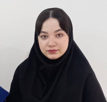 گفت‌وگو با حدیثه خلیلی؛پشتیبان پیشرفت صددرصدی دانش آموزان دوازدهم