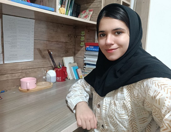 مصاحبه با سیده زهرا حقیقت­ طلب، دهم انسانی از لاهیجان