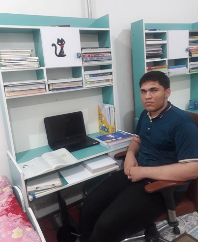 گفت و گو با بنیامین عزیزی، قهرمان پیشرفت تحصیلی