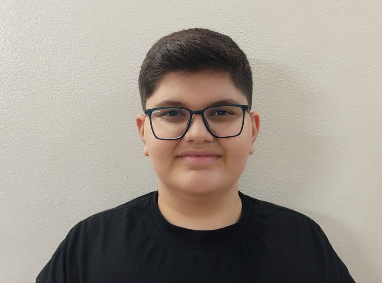 گفت و گو با امیرعباس کاظمی قهرمان پیوستگی ششم دبستان