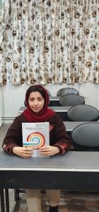 آرمیتا کاظمی قهرمان پیشرفت یازدهم تجربی از شهرکرد