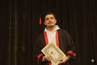 گفتگو با ایلیا عطری قهرمان پیوستگی کانون