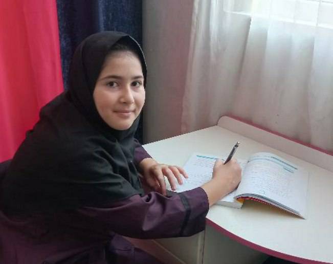 مسیر موفقیت بهار نجفی؛ از آزمون‌های کانون تا هدف بزرگ تیزهوشان