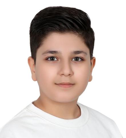 گفت و گو با پرهام مهدوی دانش آموز پر تلاش پایه نهم