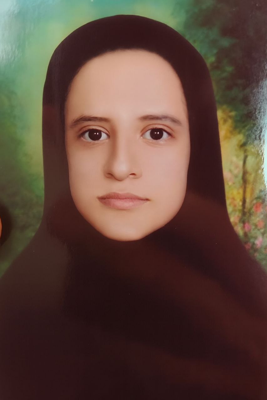 گفتگو با فرزانه حاجی بابایی علویجه پایه نهم؛ قهرمان پاییز