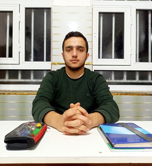 گفت وگو با محمد رئوف رسولی؛قهرمان پیوستگی یازدهم تجربی