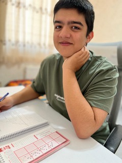 مصاحبه با اوستا زویداوی؛ دانش‌آموز پایه نهم از شیراز