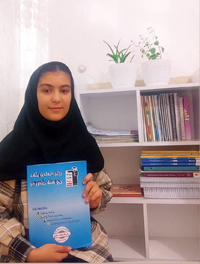 گفتگو با مهتاب آذری پایه نهم قهرمان پیشرفت در 8 آزمون