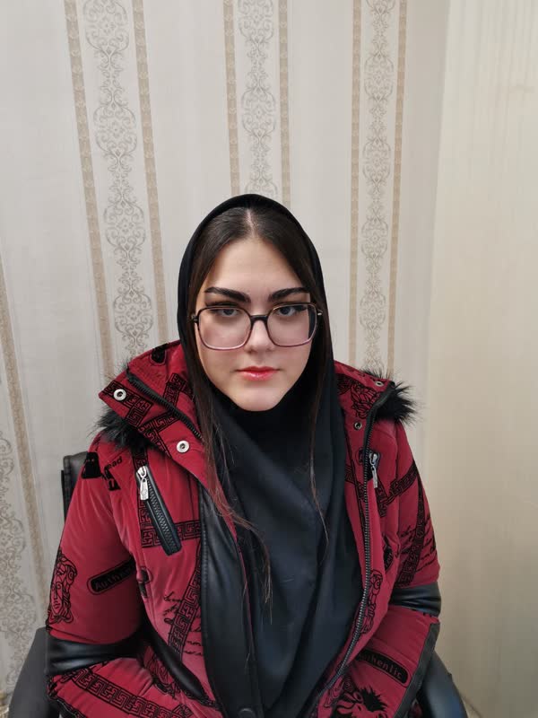 گفتگو با سارا راحمی؛پشتیبان برتر پیشرفت درسی از کرج