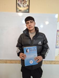 گفتگو با امیرحسام بنی طالبی قهرمان پیشرفت دوازدهم تجربی از شهرکرد