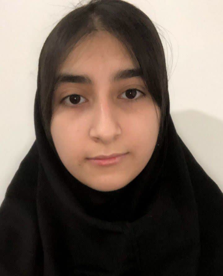 گفت و گو با آسنا محمدزاده قهرمان پیشرفت پایه یازدهم تجربی