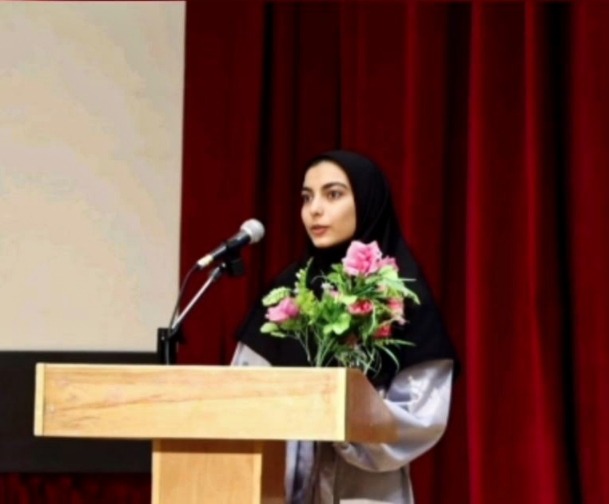 گفتگو با نرگس ولی؛ پشتیبان قهرمان پیشرفت درسی با %90 پیشرفت