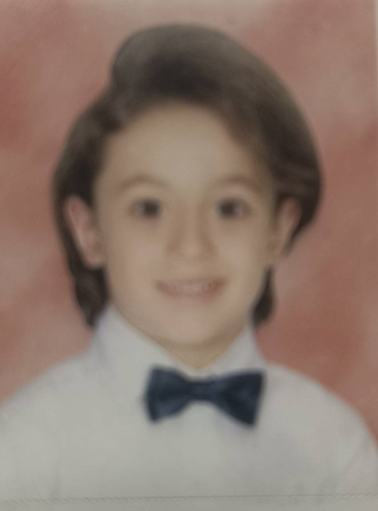 سید مهدی فروتن میرحسینی ؛پایه دوم دبستان قهرمان پیشرفت از کرمان