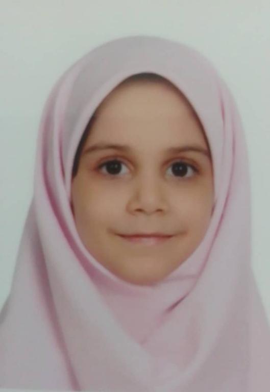 گفت و گو با هستی امینی دانش آموز مقطع دوم دبستان