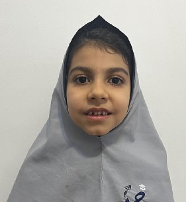 گفت و گو با آتنا صاقی دانش آموز مقطع دوم دبستان