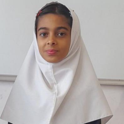 گفتگو با حدیثه آج : قهرمان پیشرفت پایه هفتم