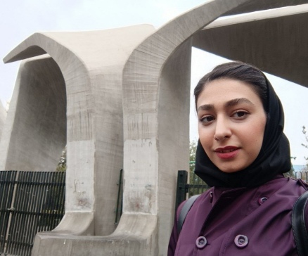 گفت و گو با مبینا الیاسی؛ پشتیبان قهرمان پیشرفت درسی