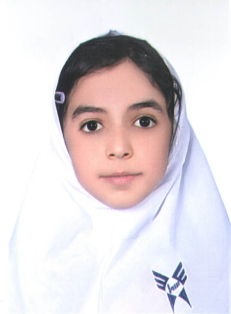 گفتگو با هلیا حسنی پایه ششم دبستان