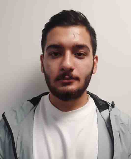 گفتگو با آروین هژبر پشتیبان برتر پیشرفت درسی از رشت