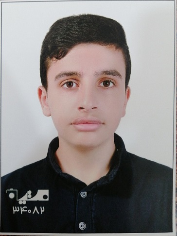 حسین منصوری زاده دانش آموز برتر