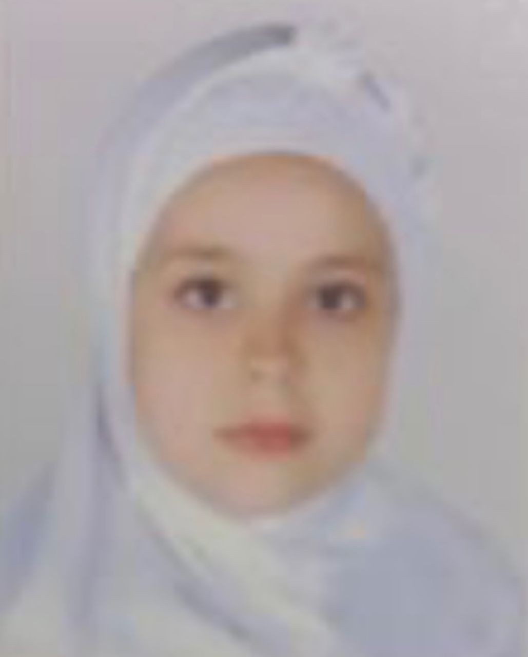 گفت و گو با دانش آموز پرتلاش الیسا زارع زاده