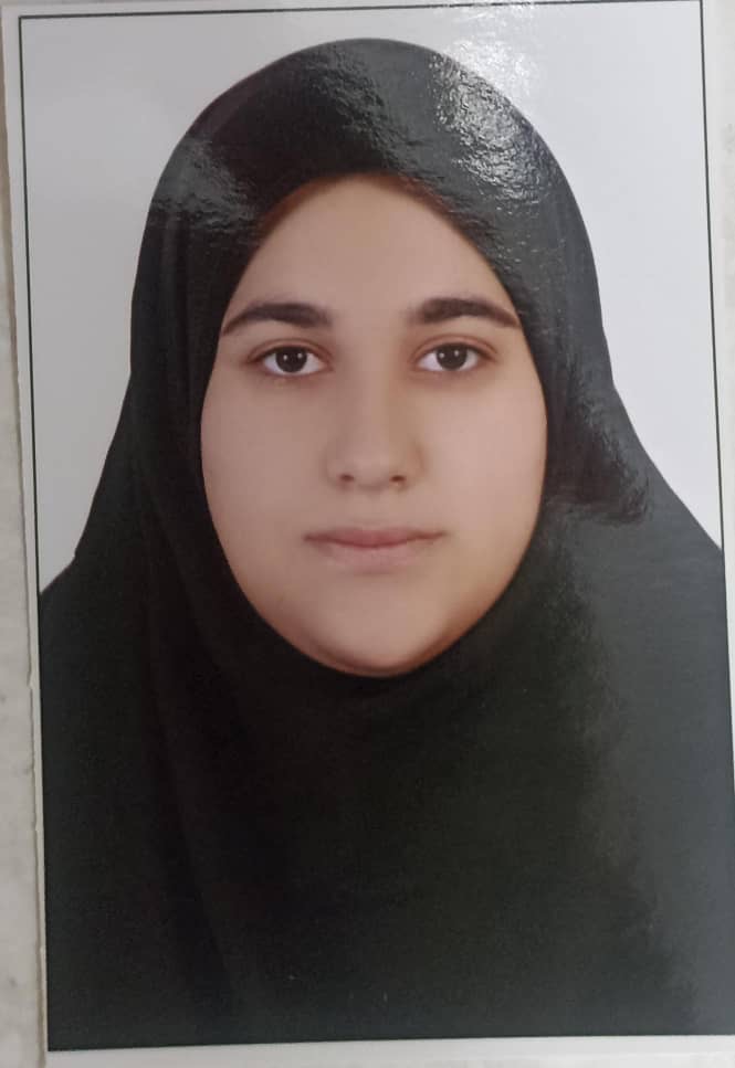 مصاحبه با نرجس ظفری سعدی؛ دانش‌آموز دوازدهم انسانی از شیراز