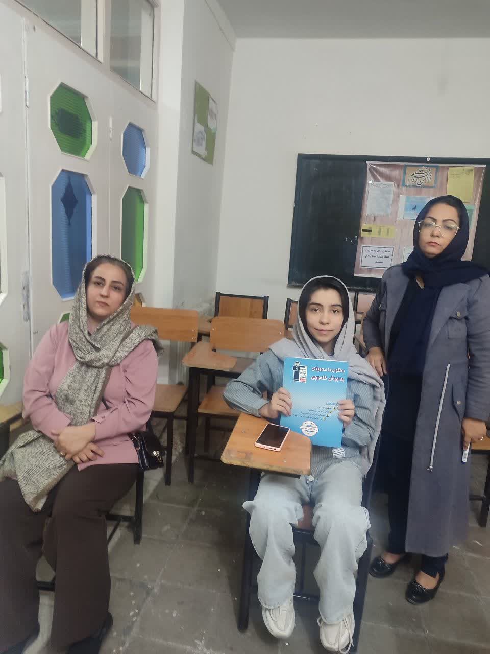 گفتگو با قهرمان پیوستگی عسل خوشبخت از سبزوار