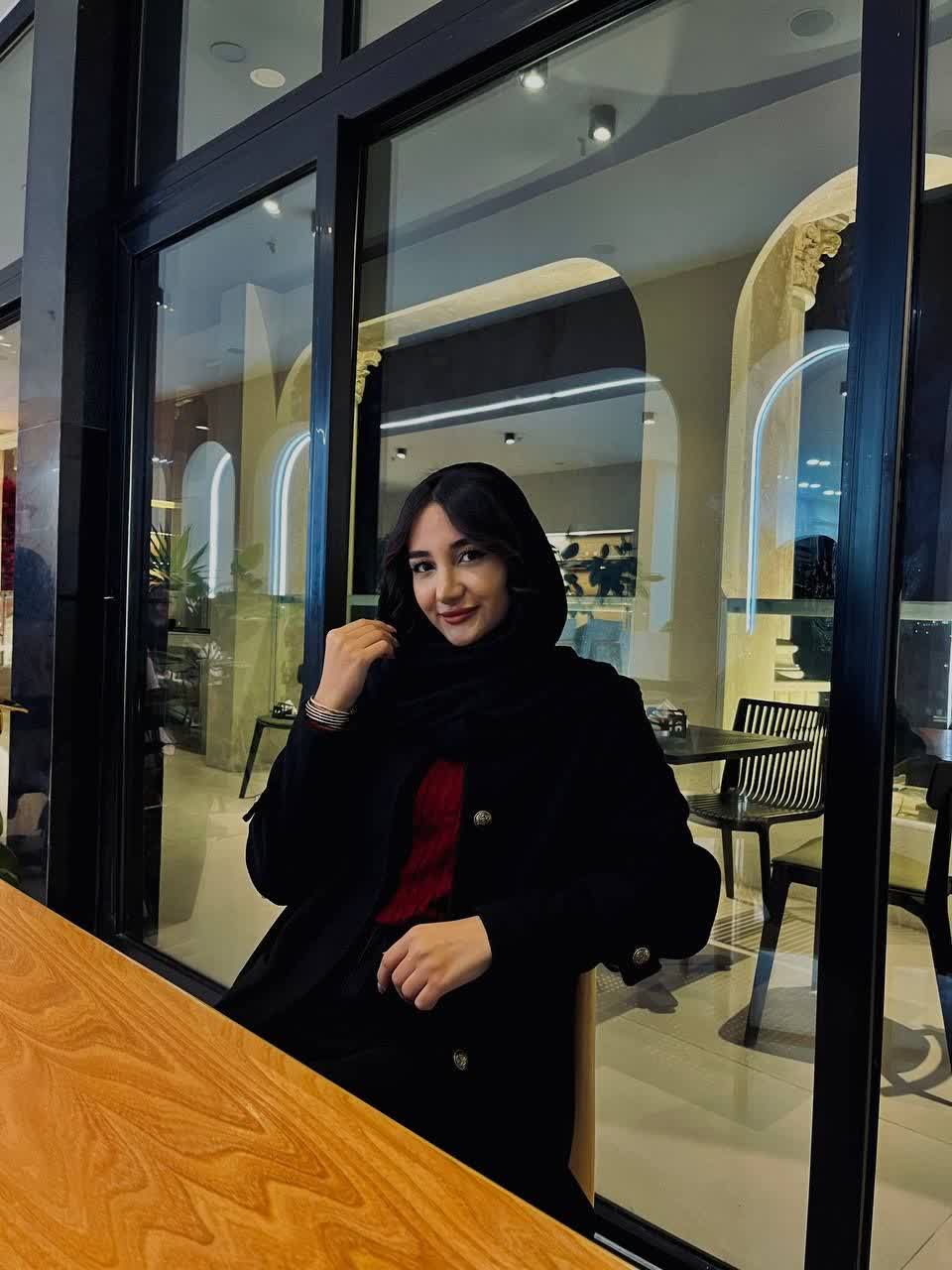 گفت و گو با نازنین عطاردی،پشتیبان برتر گروه متوسطه 1