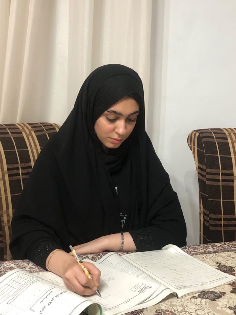 گفتگو با زینب مفیدی دهم انسانی قهرمان پیشرفت در پاییز