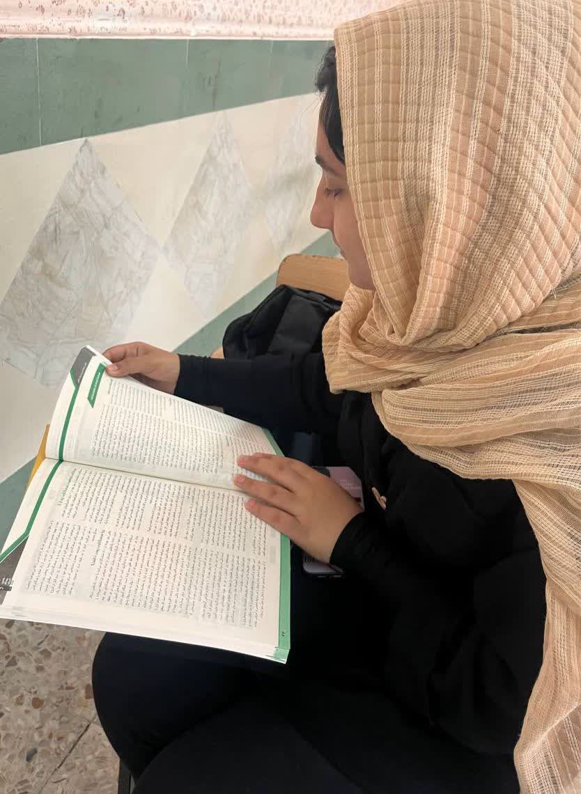 مینا محمودی با توجه به برنامه راهبردی مطالعه می‌کنم