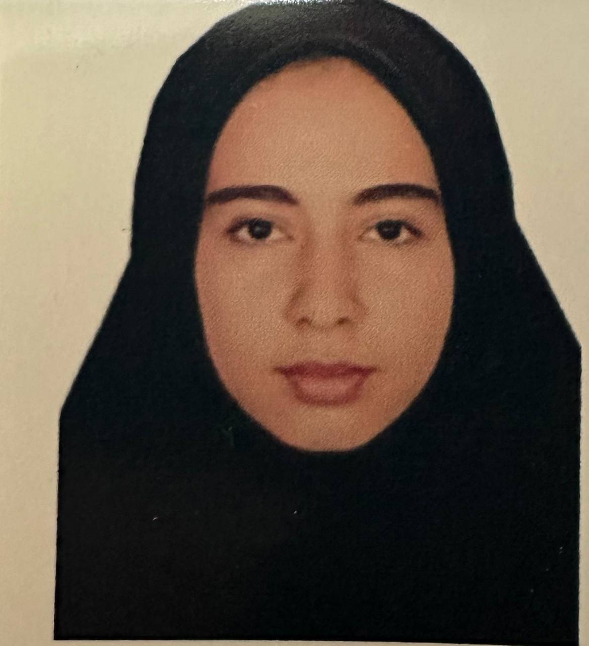 گفت‌وگو با پارمیس یاری  یازدهم تجربی از کرمانشاه