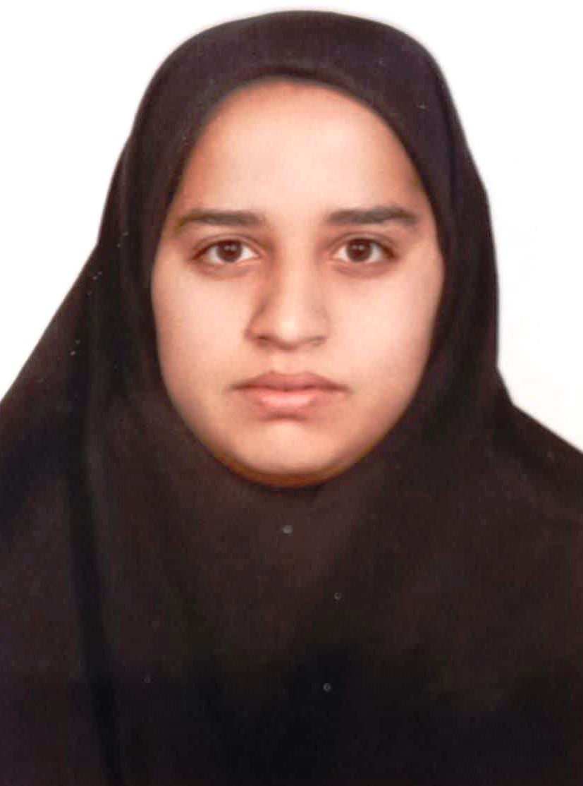 گفت و گو با قهرمان پیشرفت : رقیه دبات پایه دوازدهم انسانی