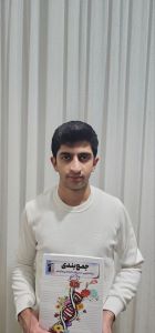 گفتگو با محمدجواد کاظمی قهرمان پیشرفت دوازدهم تجربی از شهرکرد